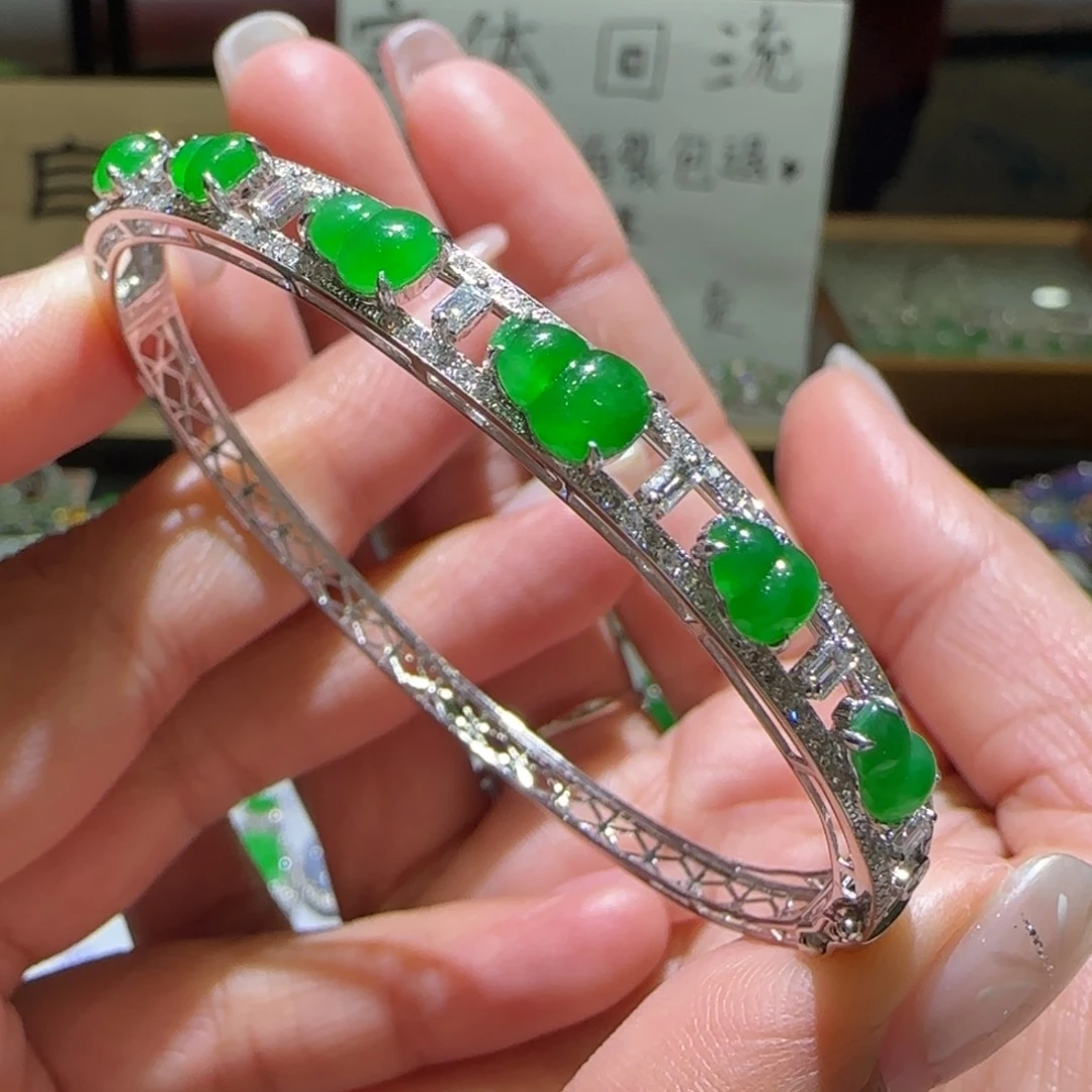 【闪购商品】翡翠手镯18K金镶嵌缅甸