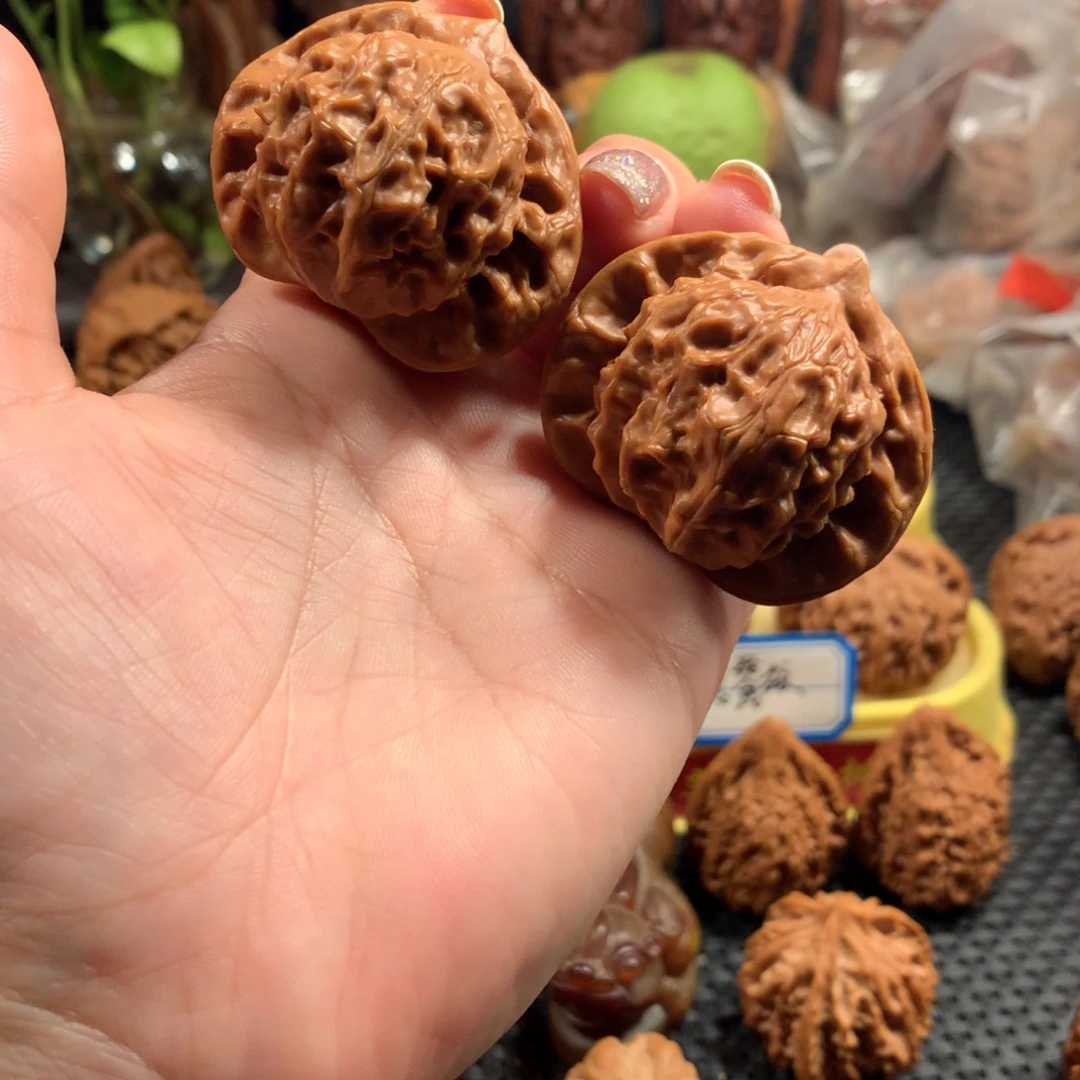 文玩核桃把件大耳朵图图