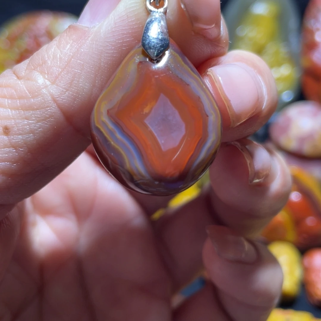 玛瑙/玉髓合金颈饰