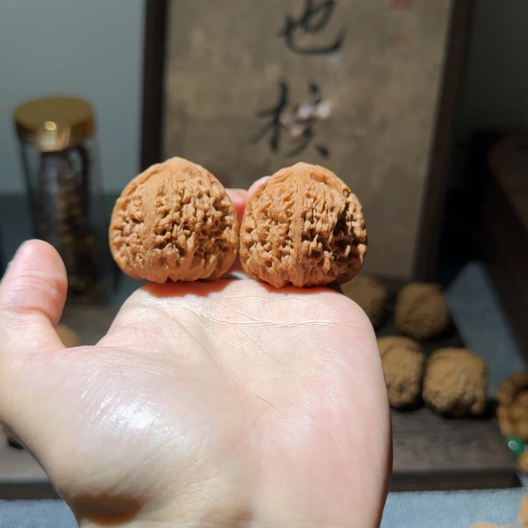 把件文玩核桃火***去南疆