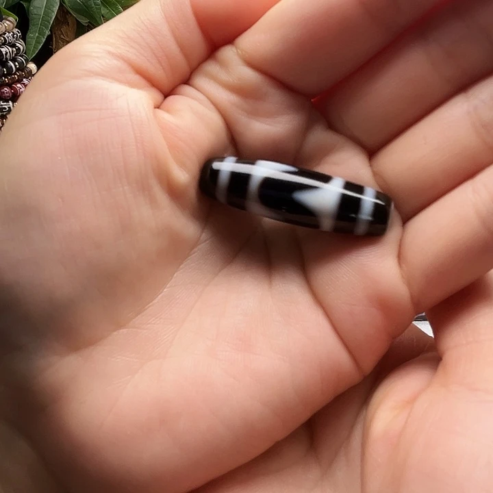 玛瑙/玉髓天然玛瑙/颈饰/挂件/吊坠手链/手串未镶嵌罐*