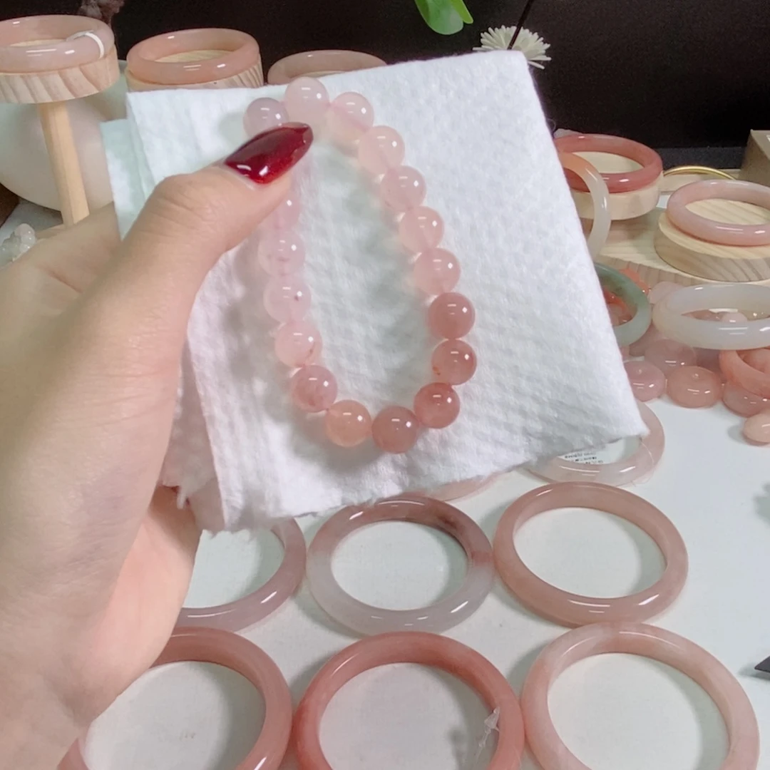 摘****石英质玉（金丝玉）未镶嵌手镯