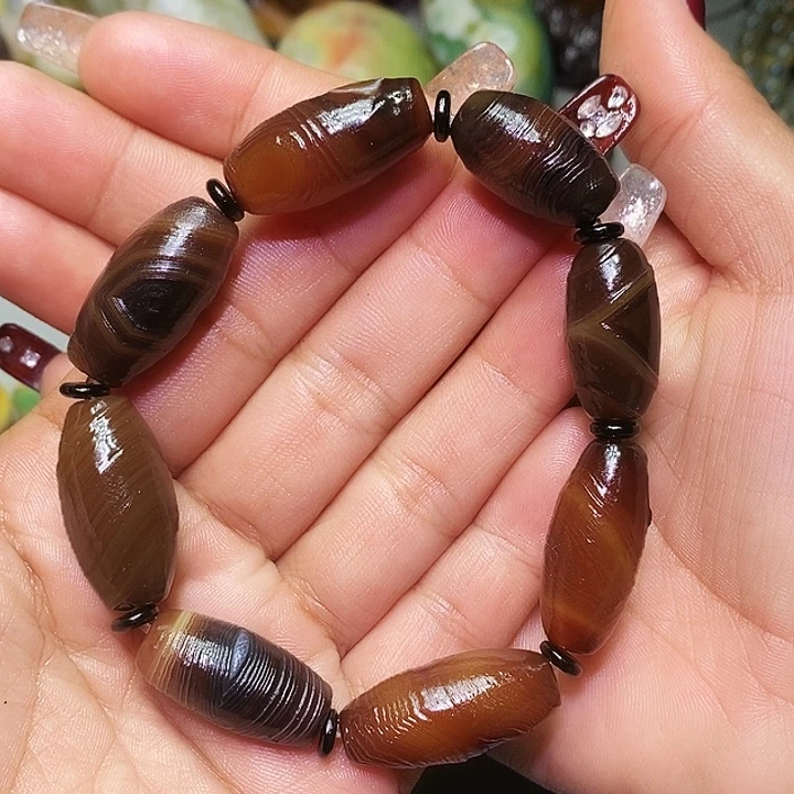 玛瑙/玉髓未镶嵌珠宝奇石