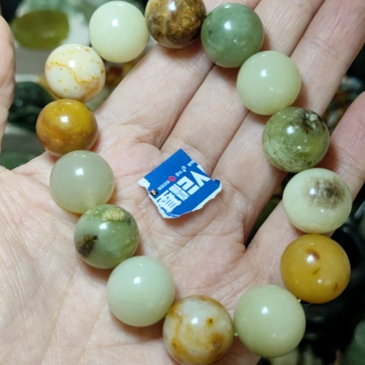未镶嵌岫玉手串手串
