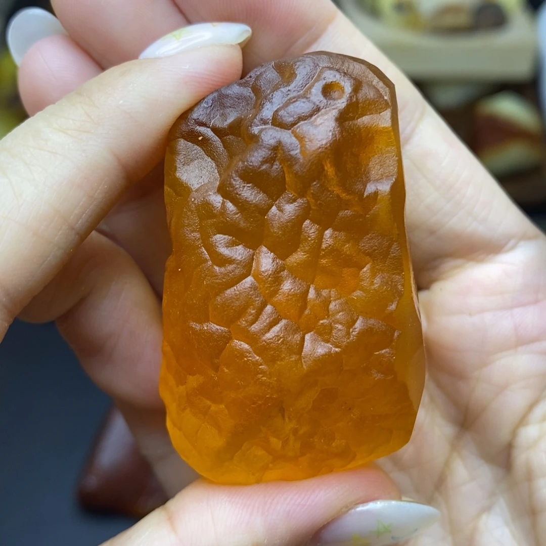 未镶嵌定制琥珀胖