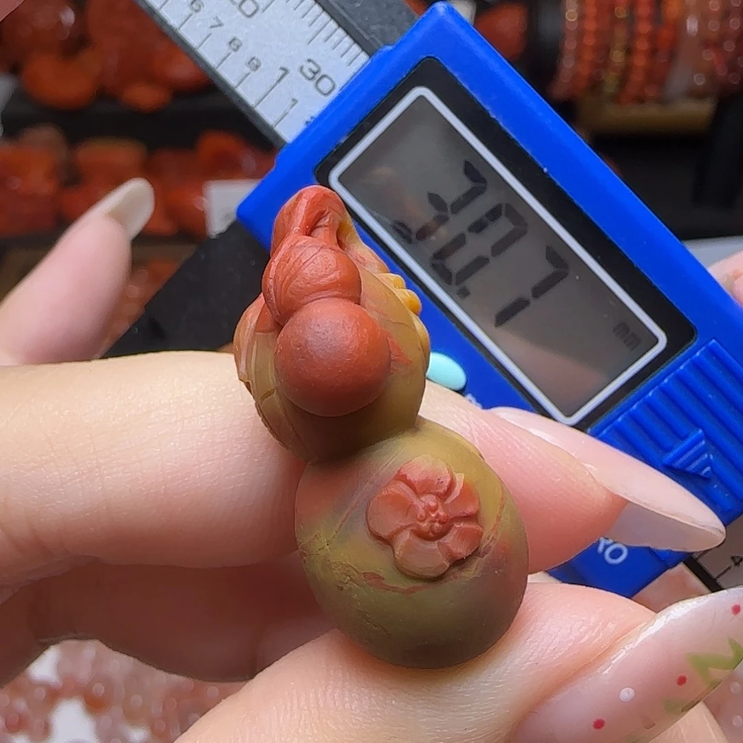 南红玛瑙未镶嵌颈饰