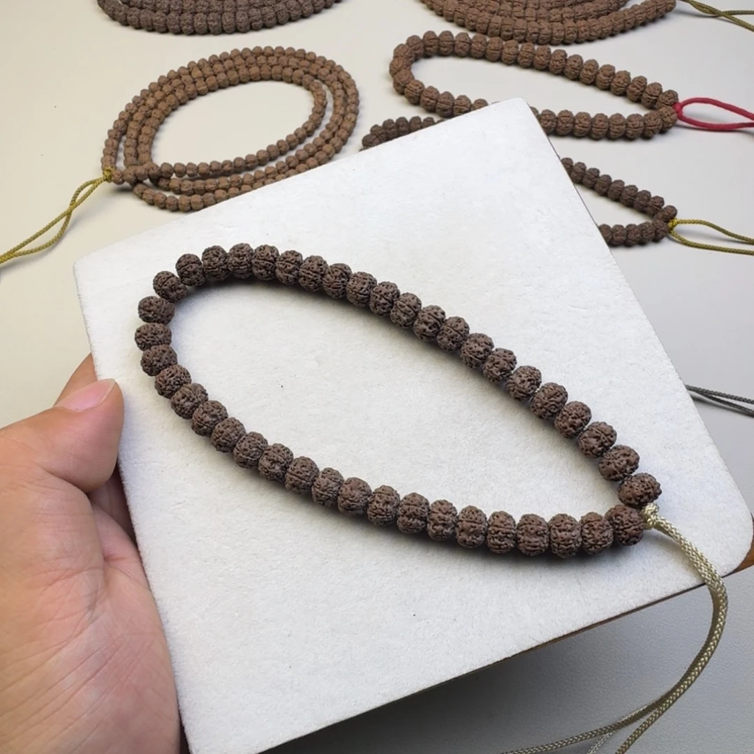 禾***野吊坠金刚菩提平细