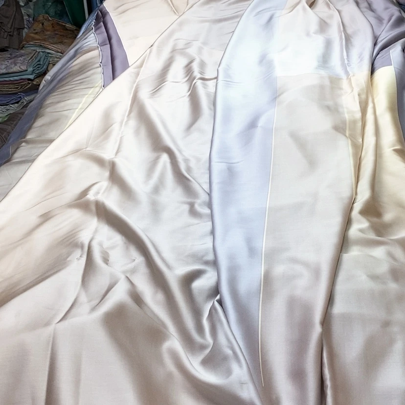 【闪购商品】莱赛尔纤维230-250定位白点布料