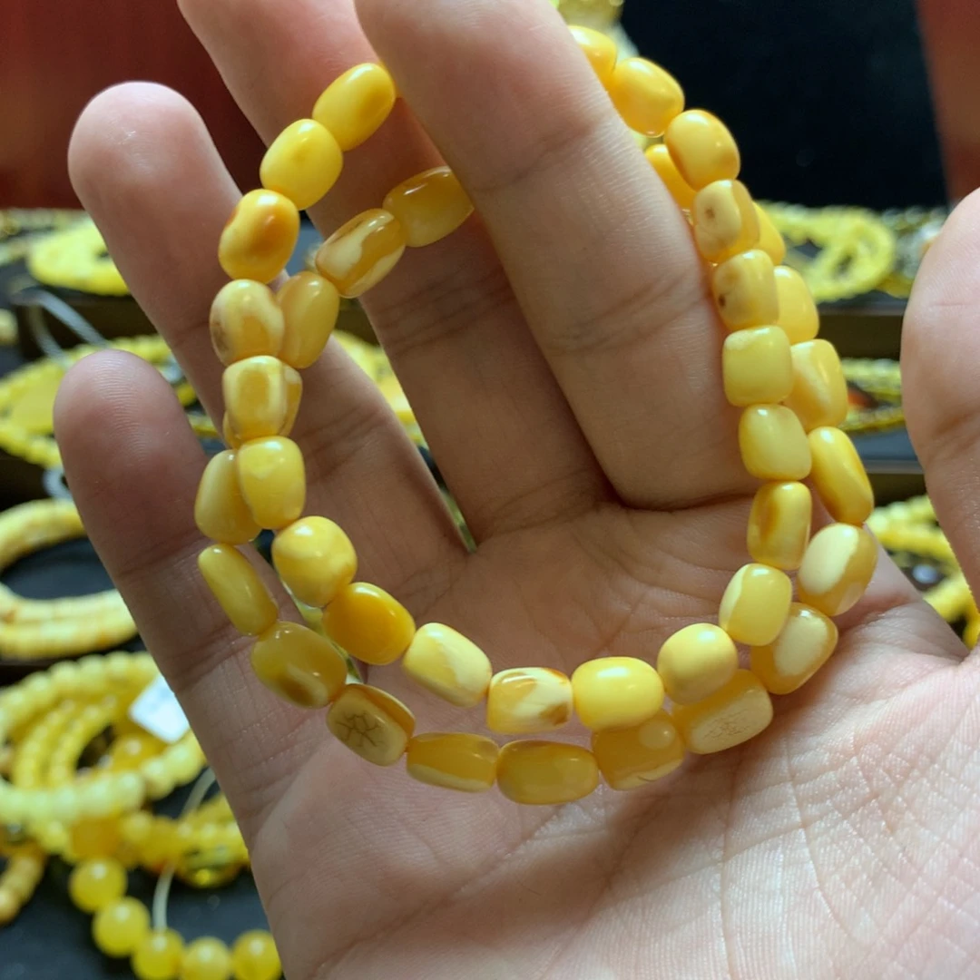 未镶嵌琥珀珠宝奇石多样性发其一