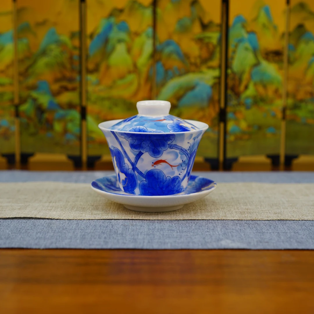 釉下彩鱼戏盖碗悬停可旋转家用仿古三才青花盖碗大号山水杯43008