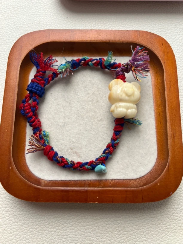 白蜡满蜡小熊手工编绳