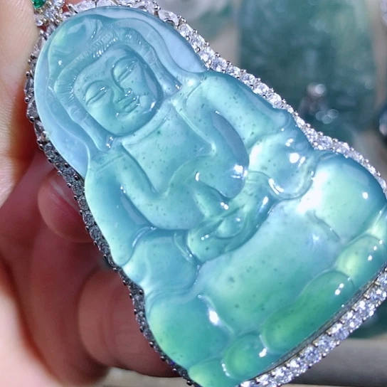 【闪购商品】翡翠颈饰银S925镶嵌天然翡翠