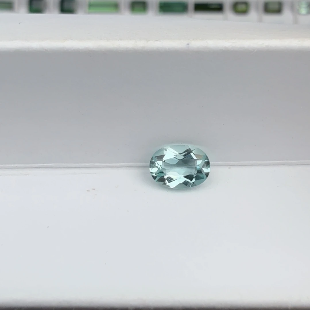 海蓝宝石裸石天然0.7克拉