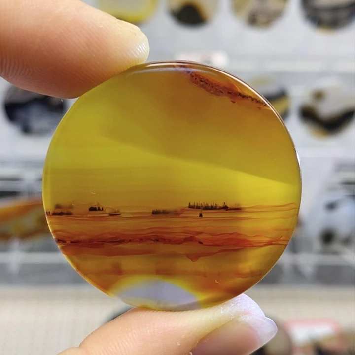 玛瑙/玉髓颈饰未镶嵌