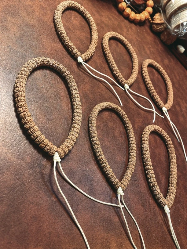 聚贤堂出品-勿里达老树王定制药片藏切龙切暴力归圆手持