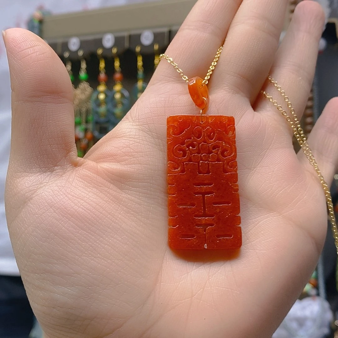 未镶嵌翡翠耳饰翡翠