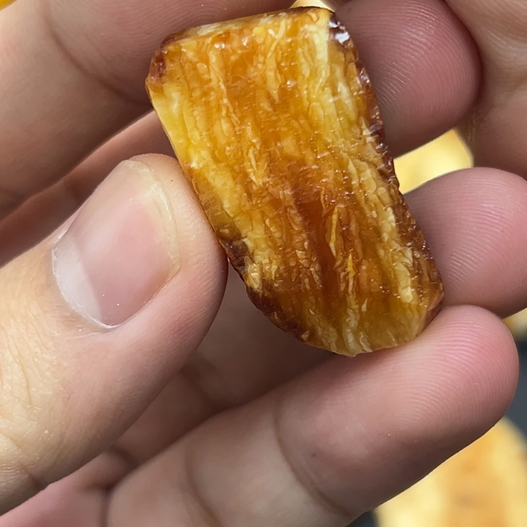 未镶嵌定制琥珀宠****怼蜜蜡