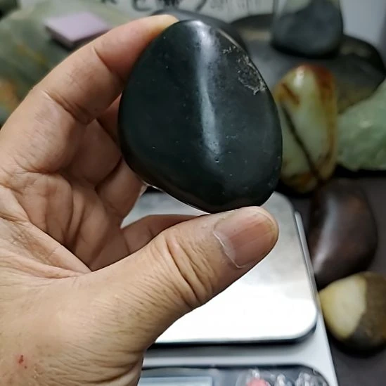 和田玉（糖玉）未镶嵌挂件