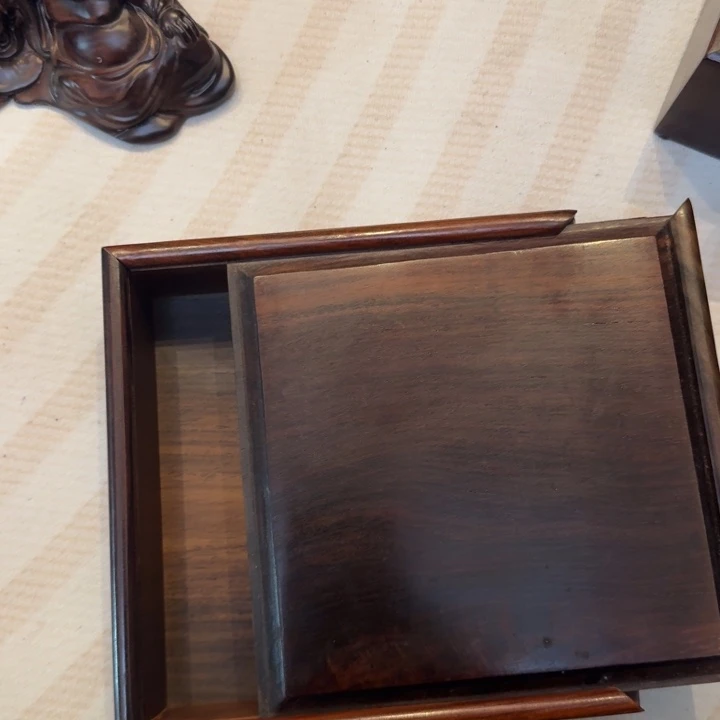 交趾黄檀（大红酸枝）盒子