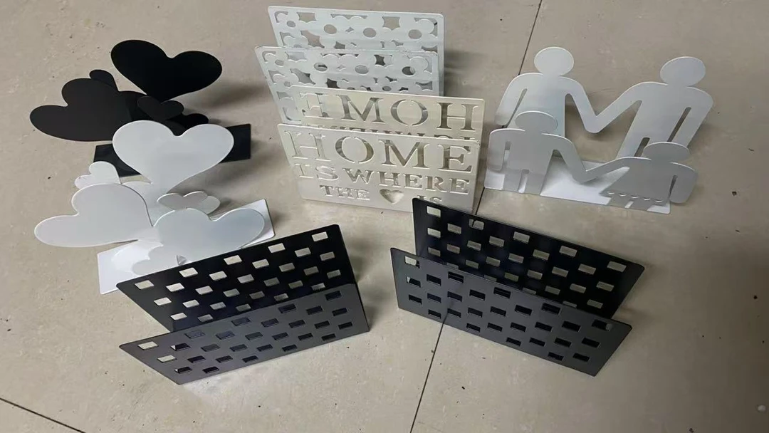 混搭 心形 人物 网格 铁艺 迷你 书立 文件架