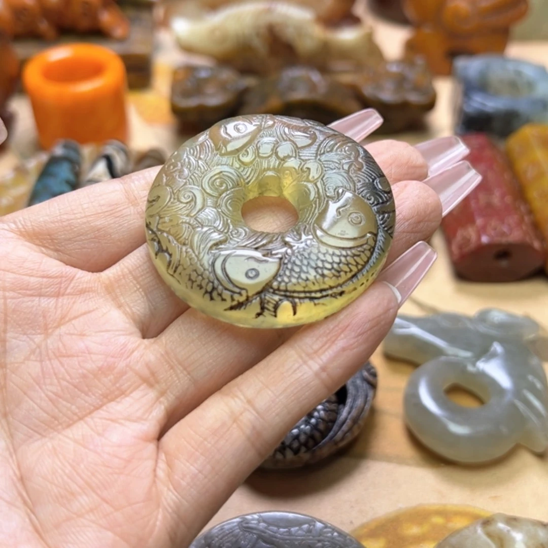 【闪购商品】蛇纹石玉颈饰未镶嵌