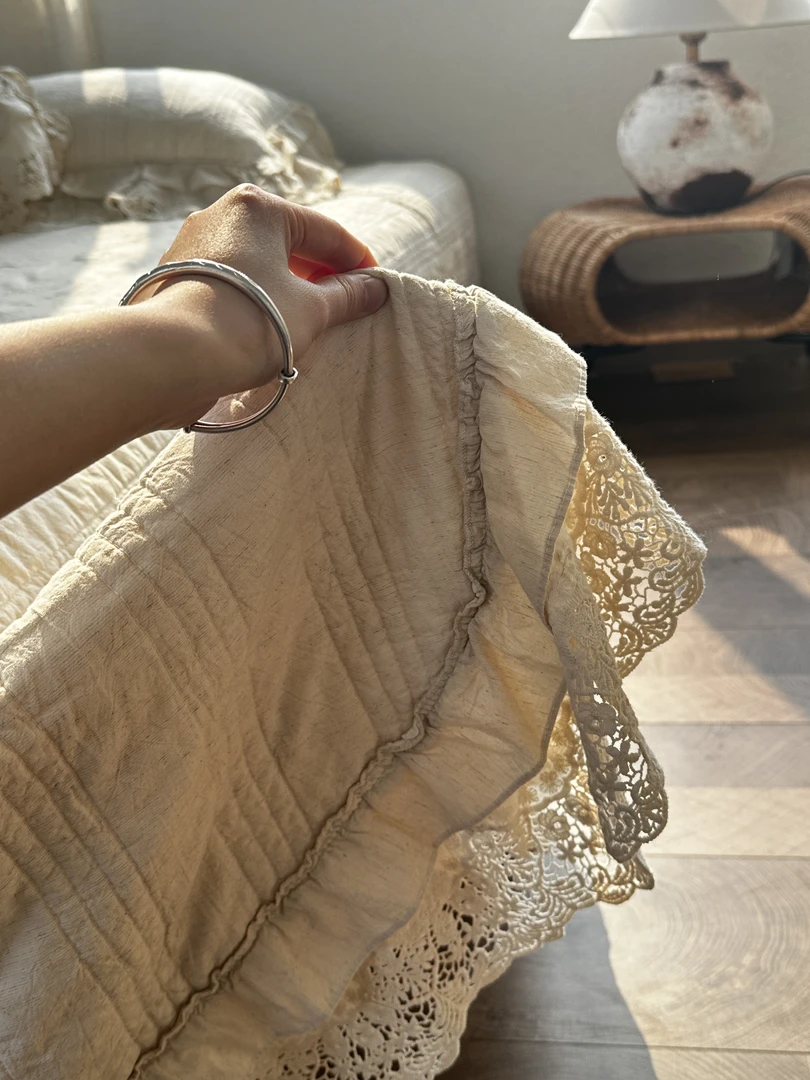 【鼎麓】云之遥床盖 双层法式蕾丝荷叶花边绗缝夹棉棉麻床盖三件套