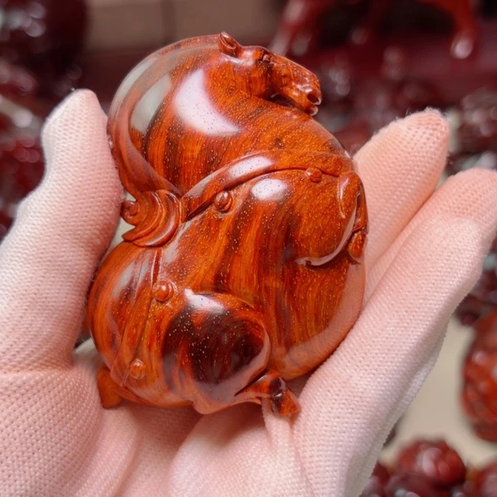 吃***吗檀香紫檀（小叶紫檀）