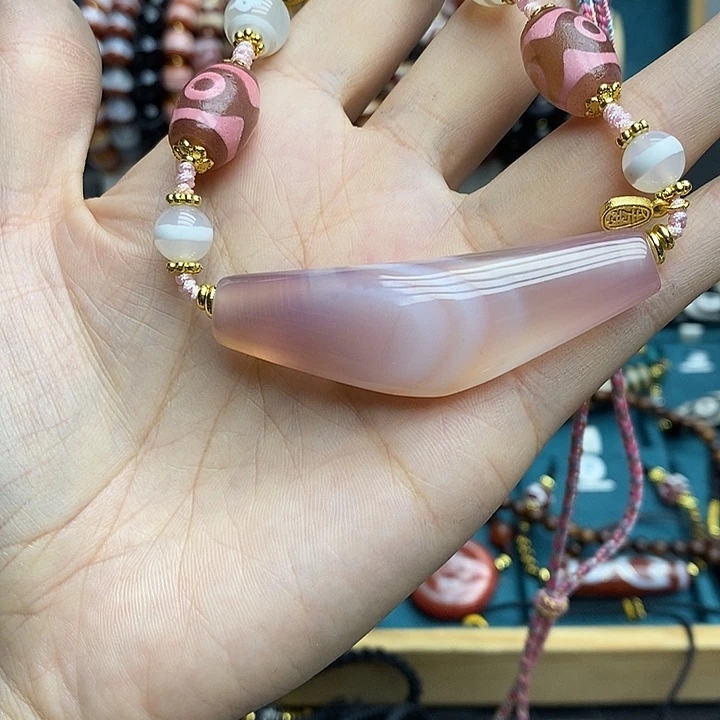 玛瑙/玉髓（覆膜）颈饰合金