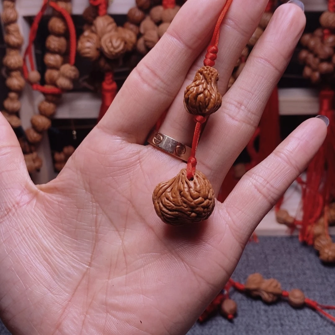 吊坠桃核龙纹桃枭