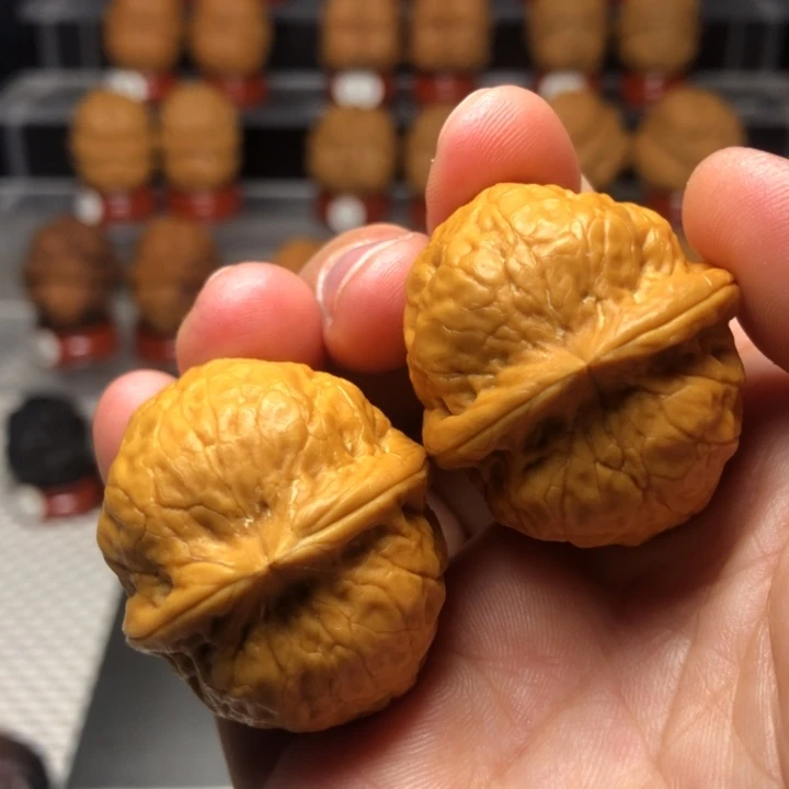 文玩核桃把件2铁蛋萌萌包