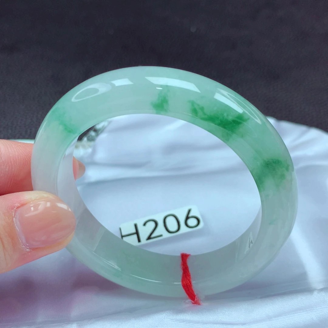 翡翠手镯未镶嵌手镯88