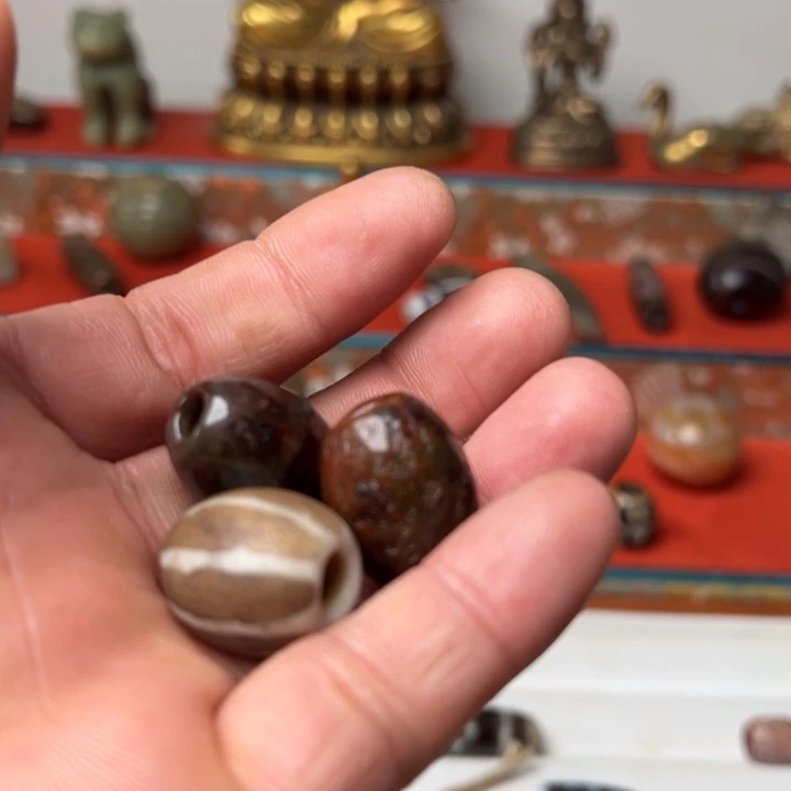 多***措玛瑙/玉髓合金珠宝奇石