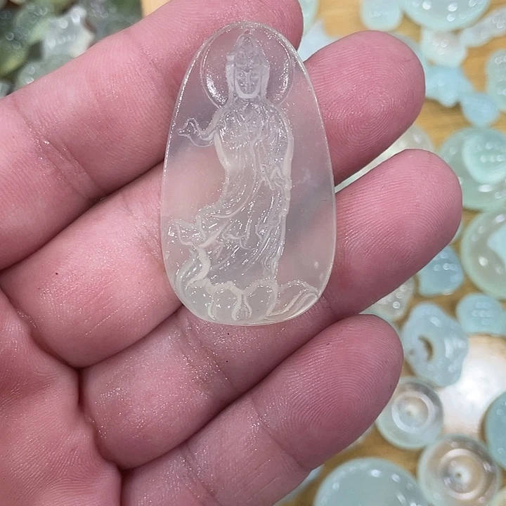 合金蛇纹石玉颈饰