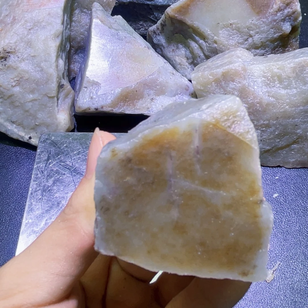 未镶嵌和田玉珠宝半成品