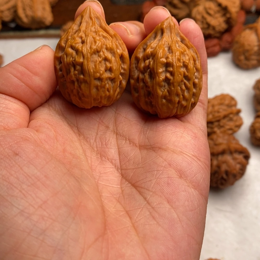 文玩核桃吊坠鸭嘴