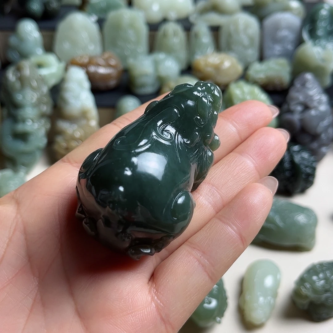 未镶嵌和田玉把件