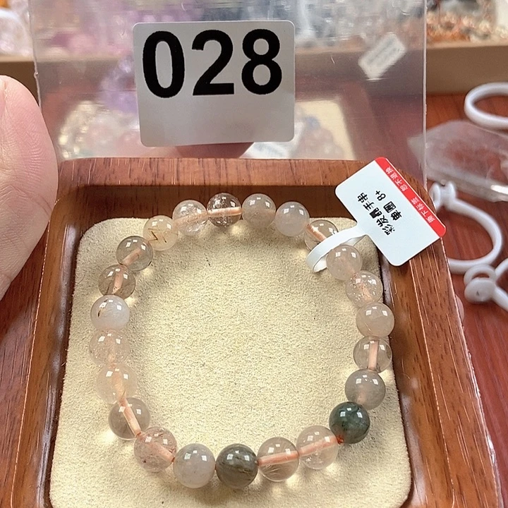 未镶嵌手链水晶卡8+彩发晶