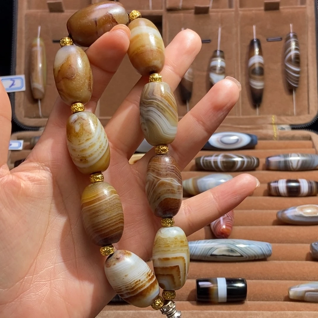 M***M玛瑙/玉髓未镶嵌颈饰