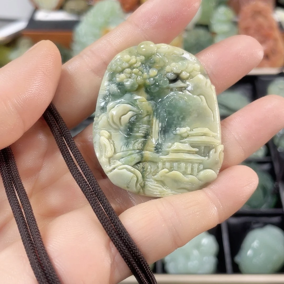 蛇纹石玉颈饰未镶嵌