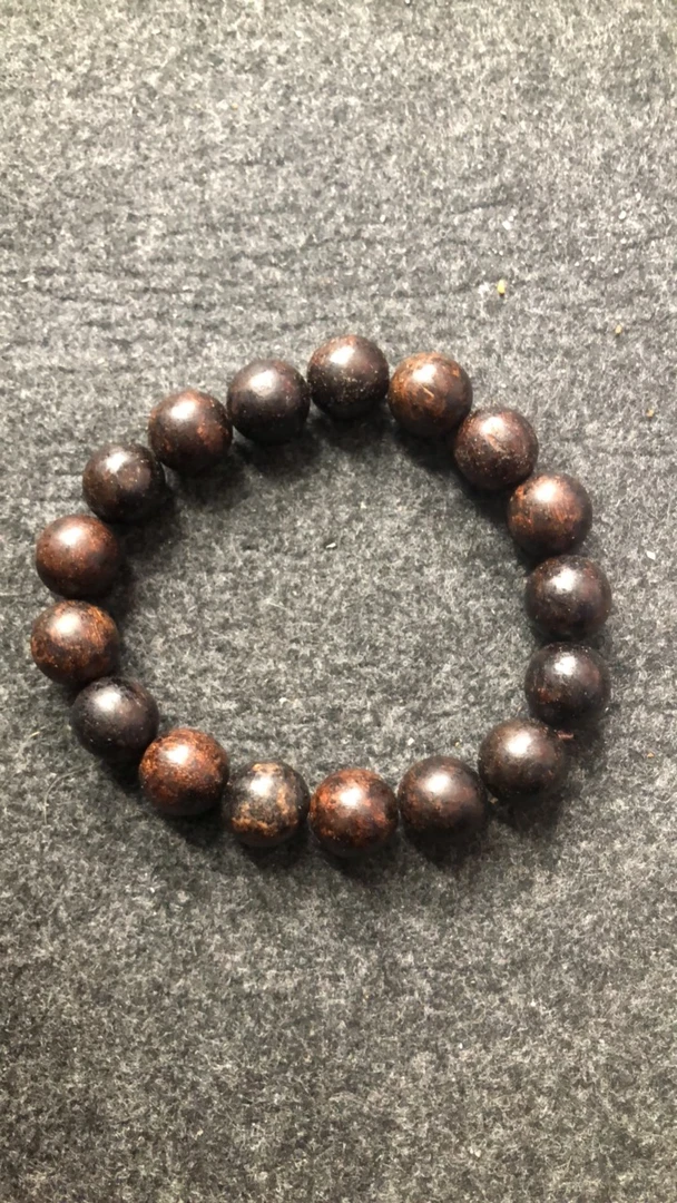 17A1福莱精选留疤红奇12mm手串