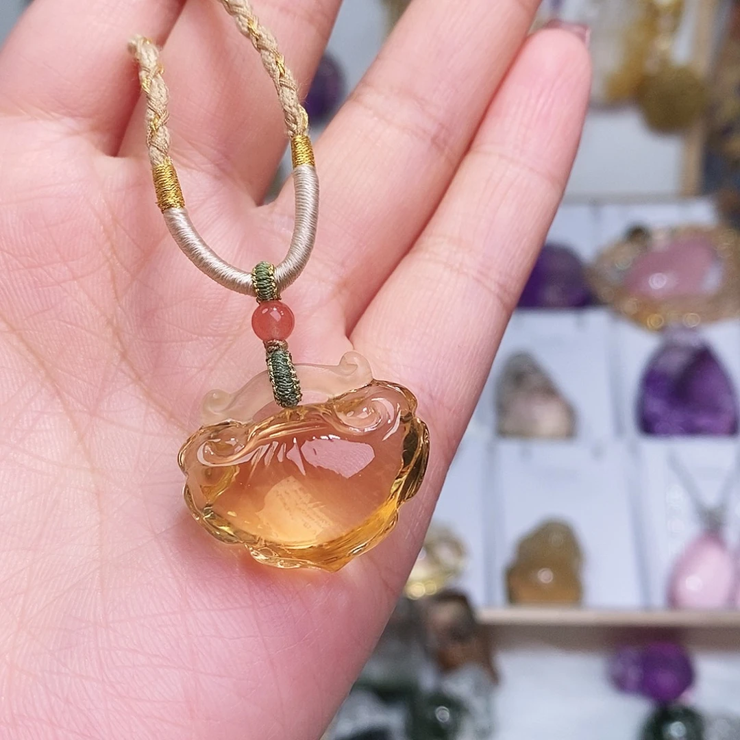 未镶嵌水晶吊坠(赠链)