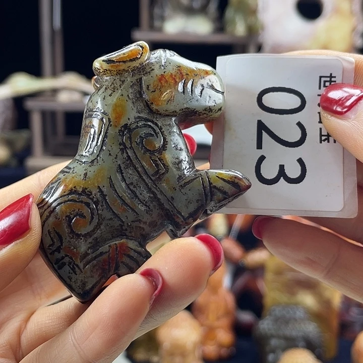 和田玉未镶嵌挂件