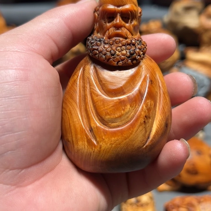 柏木（崖柏）点点关注