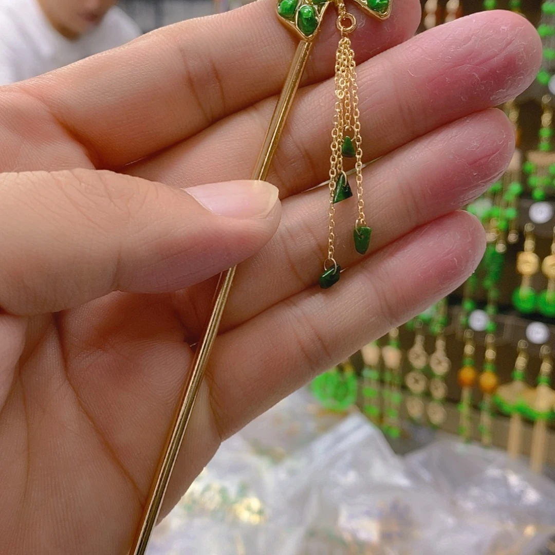 翡翠合金耳饰翡翠