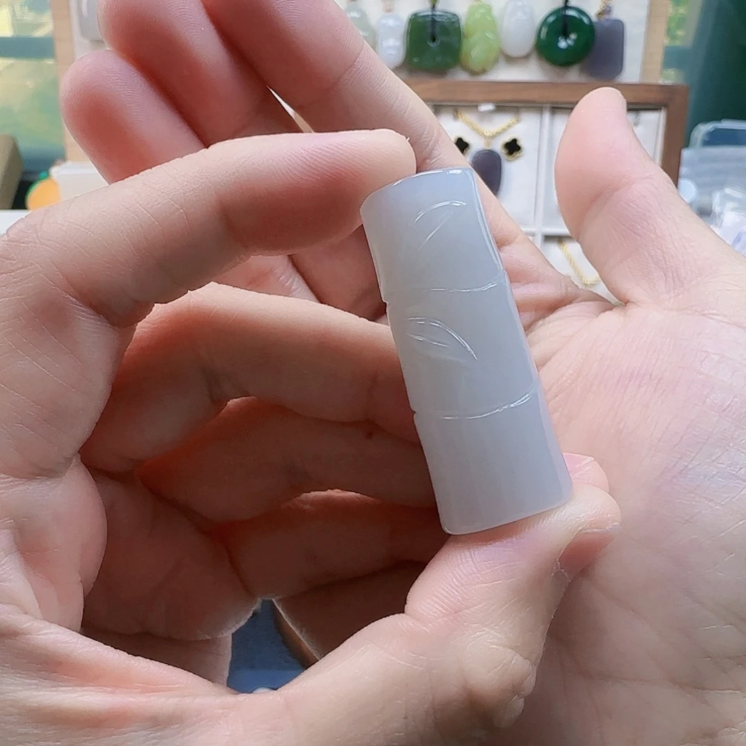 和田玉未镶嵌吊坠(不含链)