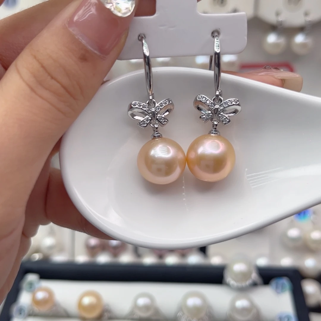 淡水珍珠耳饰未镶嵌