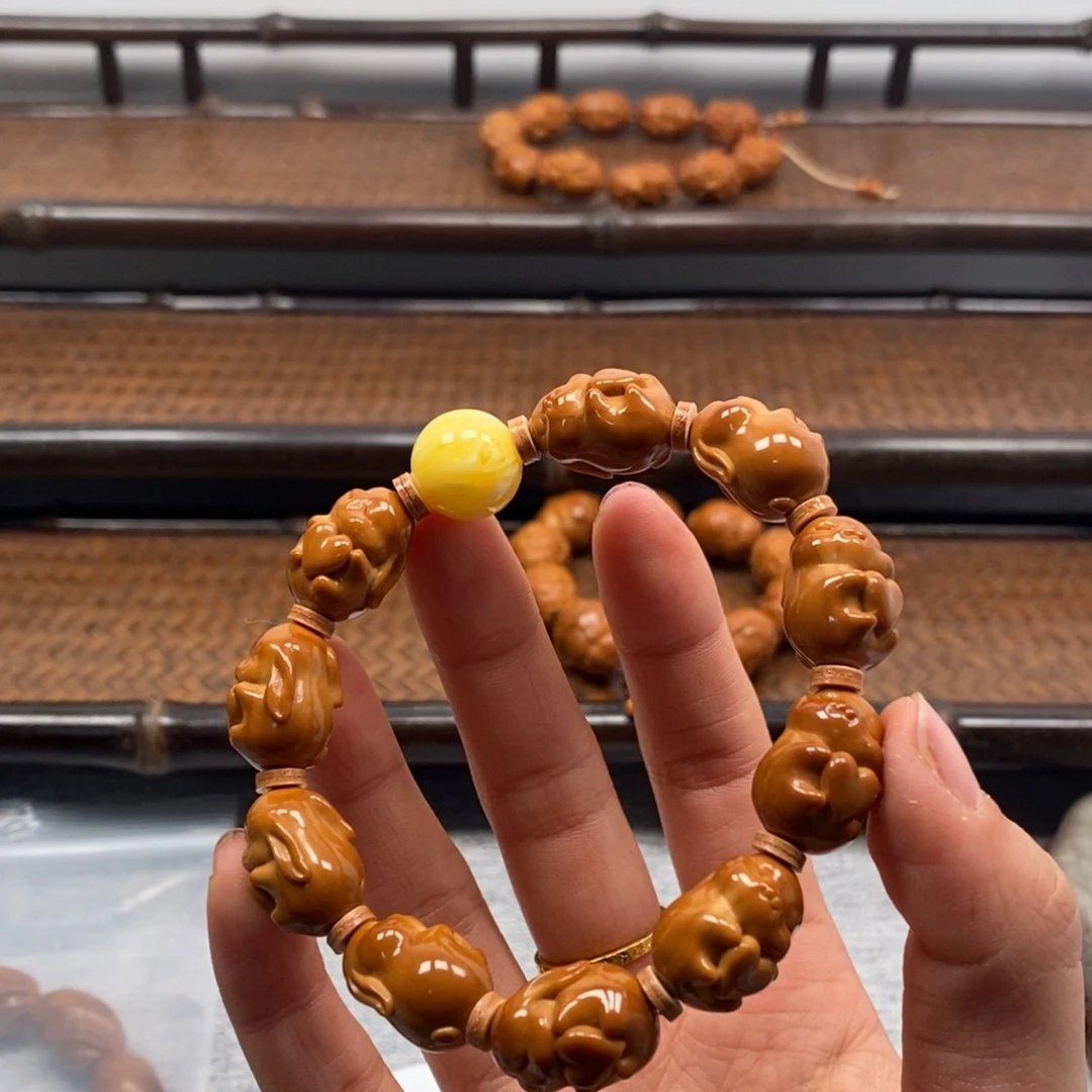 橄榄核手串/手链兔子