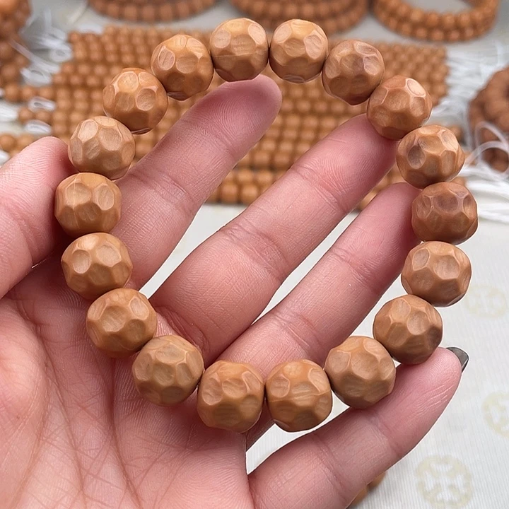 猴头核桃手串微瑕龙岩奶酪