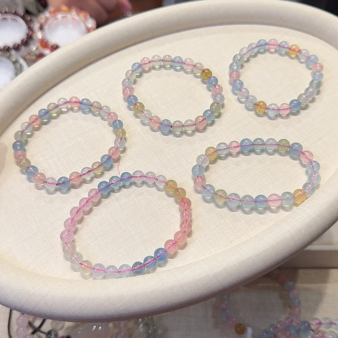 水晶手链未镶嵌摩根石