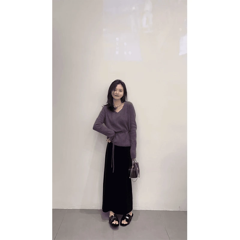 韩系时尚V领长袖针织衫毛衣女慵懒风别致显瘦上衣宽松高腰半身裙